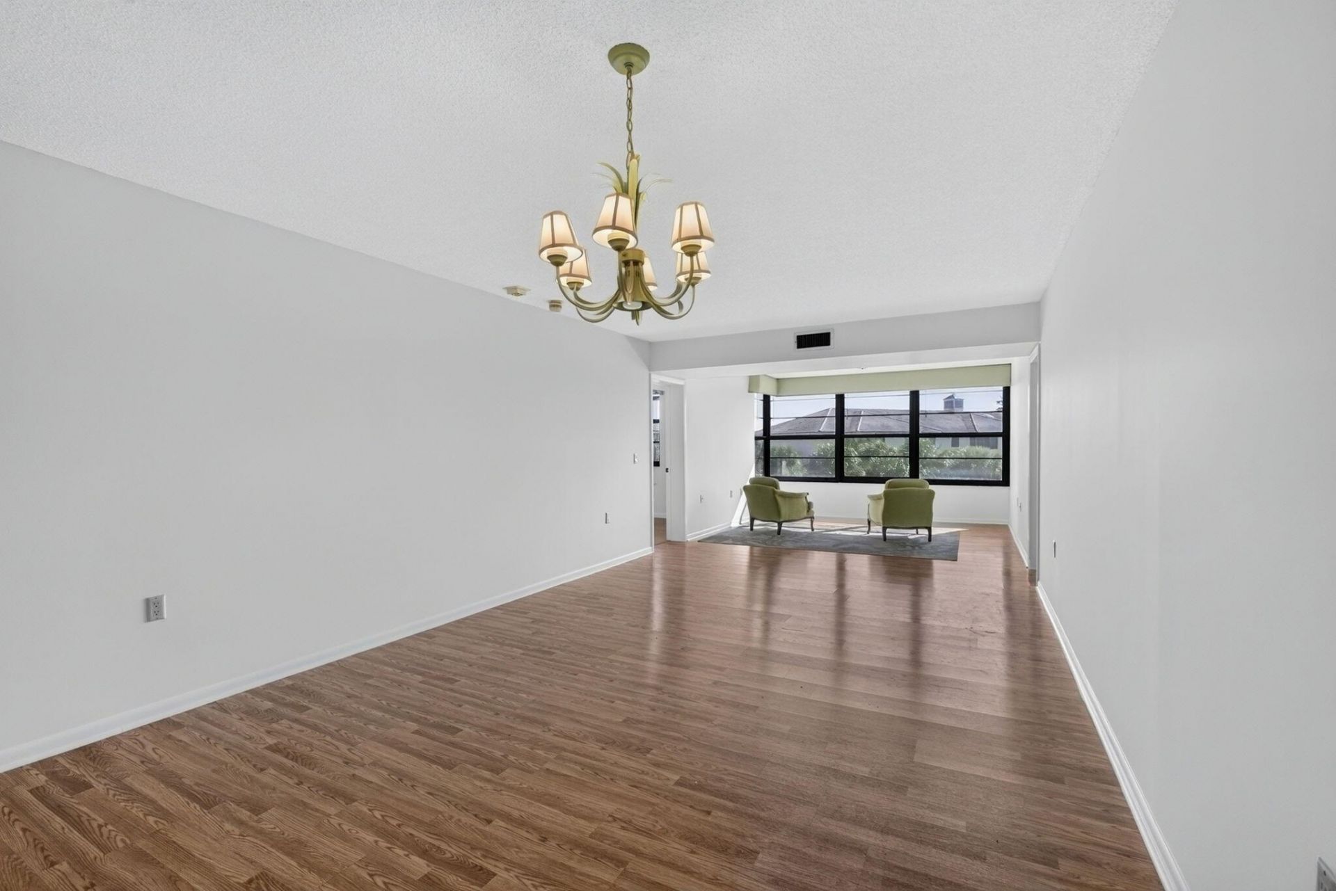 3710 Whitehall Drive, Unit 401, West Palm Beach, FL 33401 Photo
