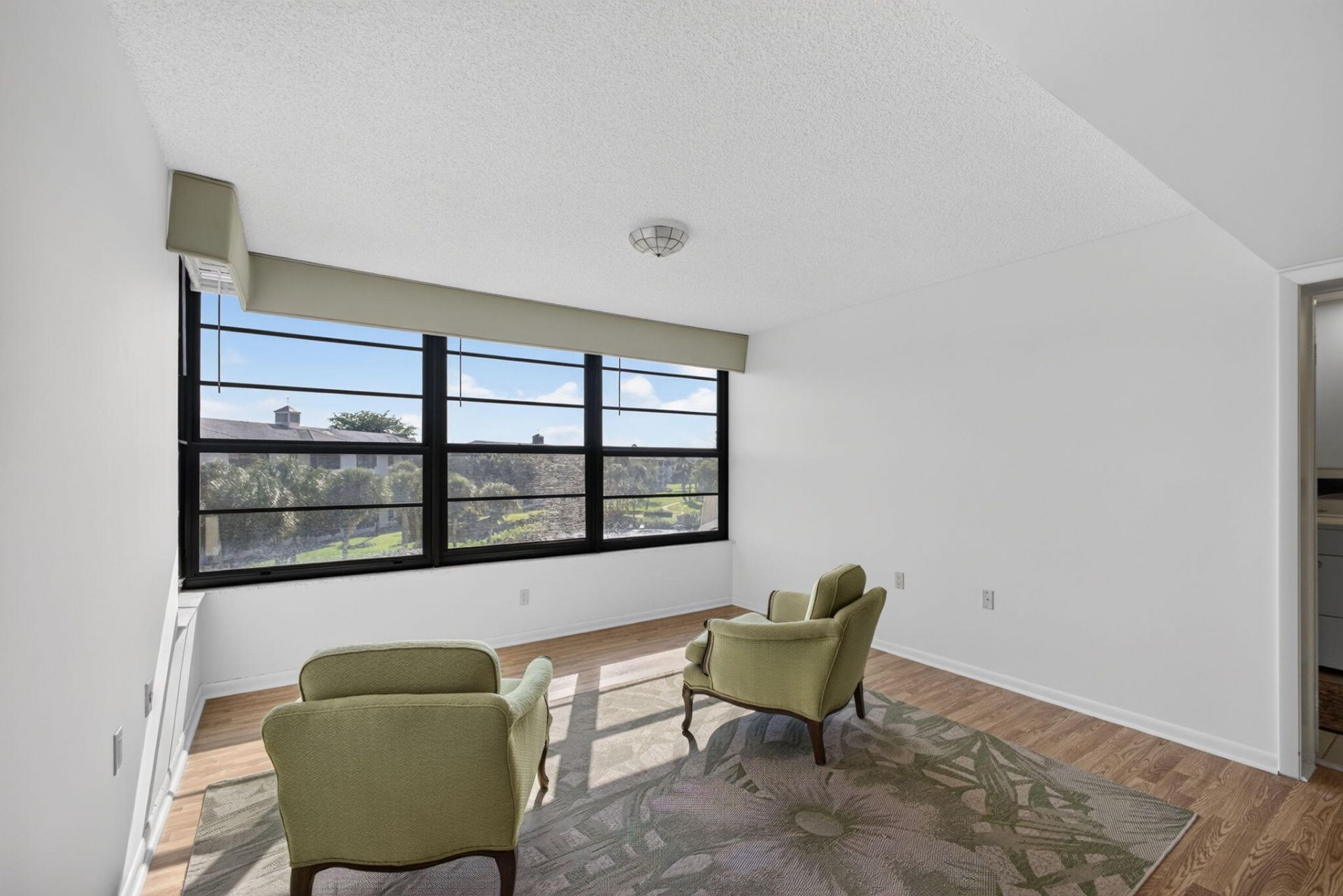 3710 Whitehall Drive, Unit 401, West Palm Beach, FL 33401 Photo