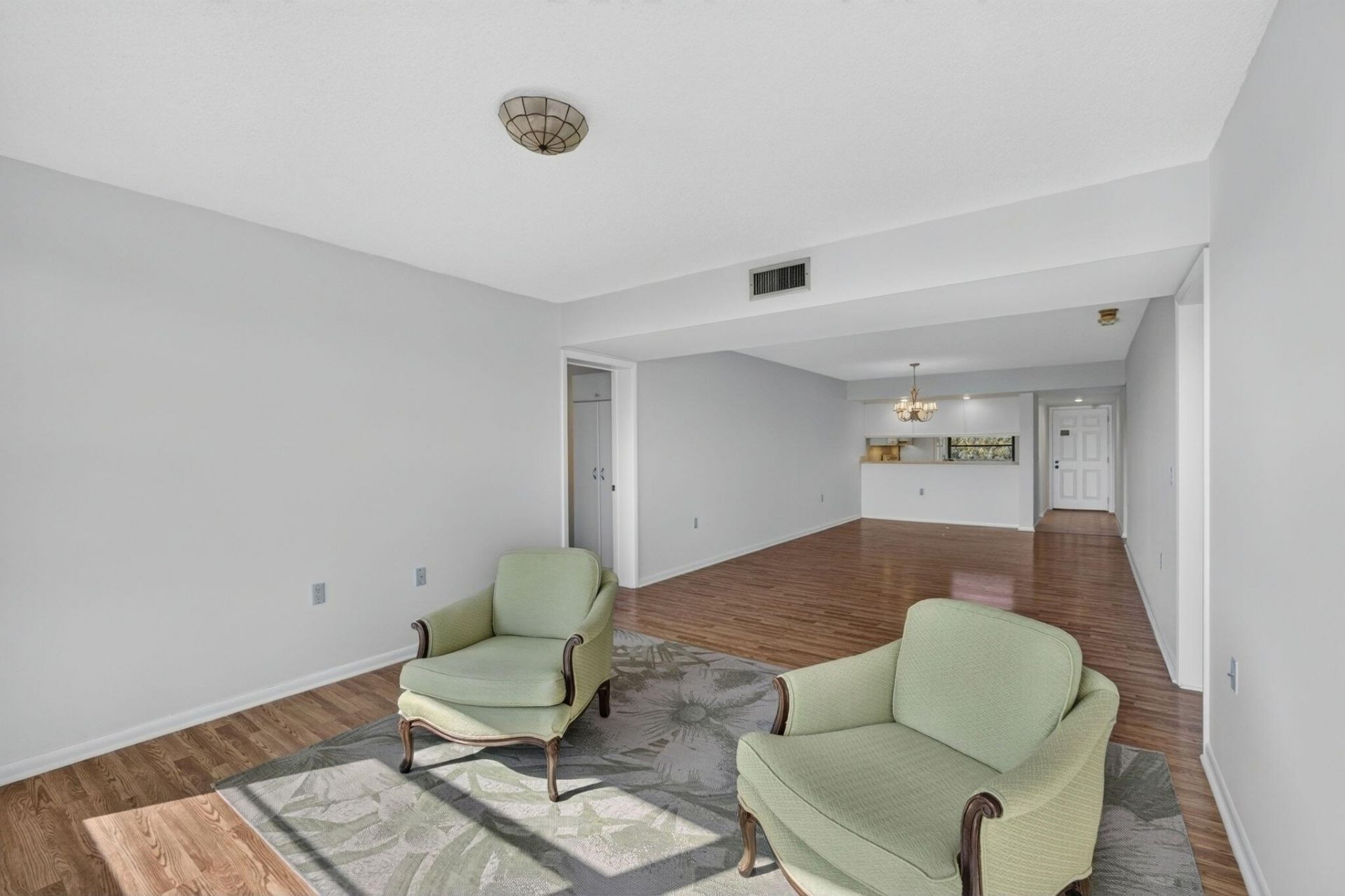 3710 Whitehall Drive, Unit 401, West Palm Beach, FL 33401 Photo