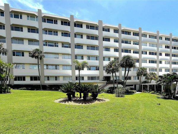 100 BLUFF VIEW DRIVE , Unit 211A, BELLEAIR BLUFFS, FL 33770