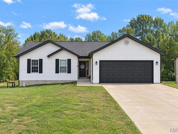 172 Linder Lane, Winfield, MO 63389