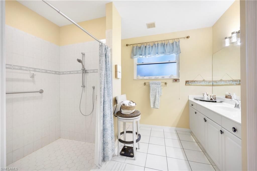 2213 SW 52nd St , Cape Coral, FL 33914 Photo