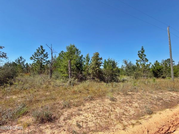 121 Petty Road , Marianna, FL 32448