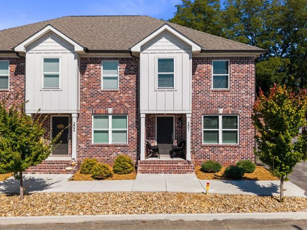 461 2nd St NW, Unit 201, Cleveland, TN 37311