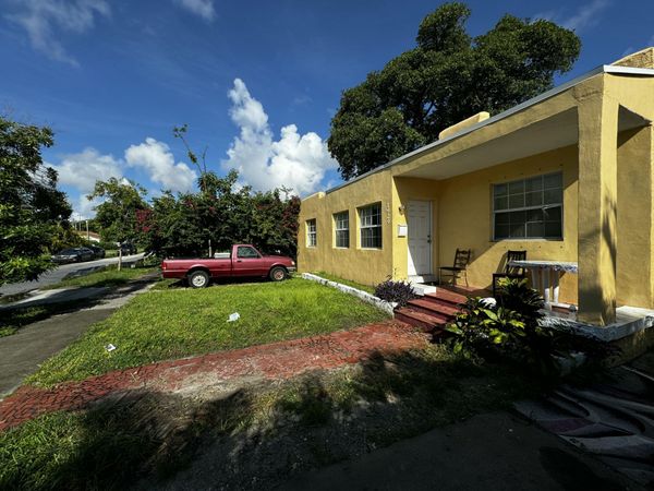 1929 SW 17TH Street, Miami, FL 33145