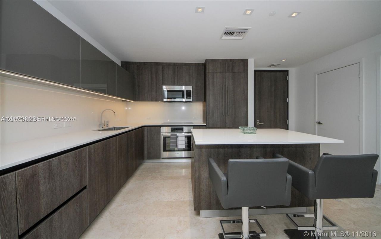 88 SW 7th St , Unit 2605, Miami, FL 33130 Photo