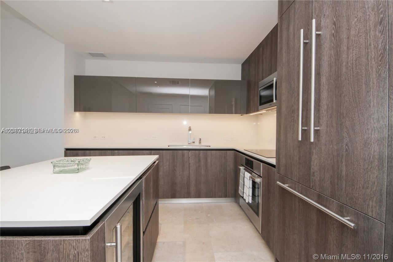 88 SW 7th St , Unit 2605, Miami, FL 33130 Photo