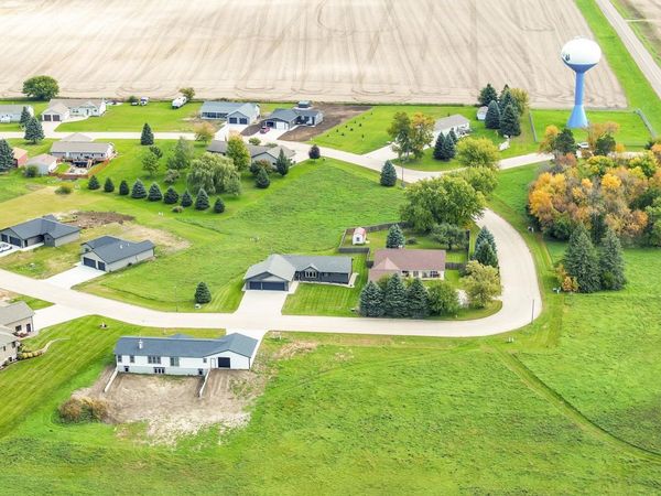 1633 365th Avenue , Unit Lot 13, Estherville, IA 51334