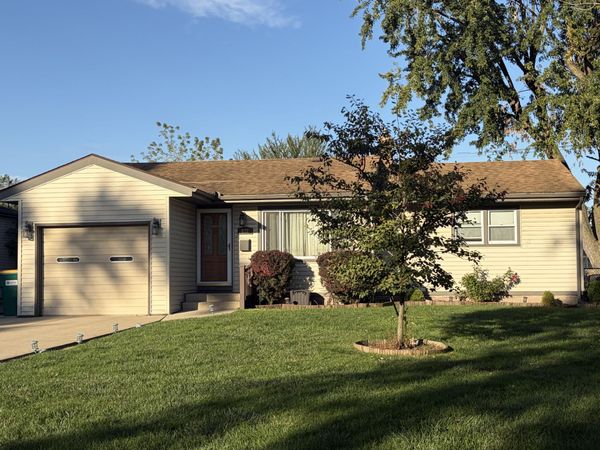 8122 Kooy Drive , Munster, IN 46321