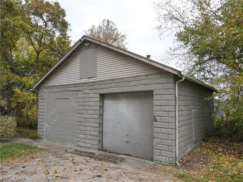 2863 W 11th Street, Cleveland, OH 44113 Photo 3