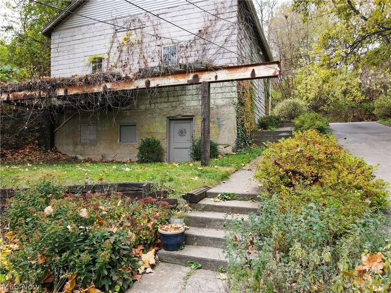 2863 W 11th Street, Cleveland, OH 44113 Photo 4