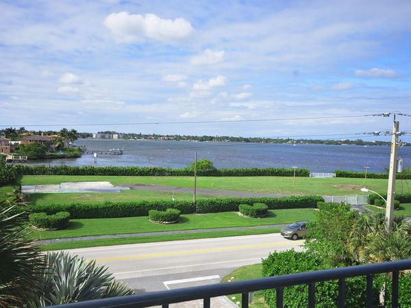3460 S OCEAN Boulevard, Unit 3100, Palm Beach, FL 33480