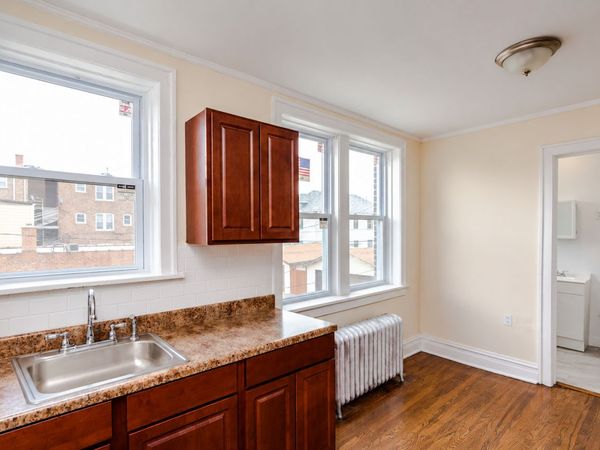 5011 W Cermak Road , Unit 14, Cicero, IL 60804