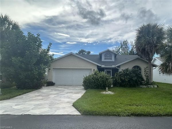 3988 Sabal Springs BLVD, NORTH FORT MYERS, FL 33917