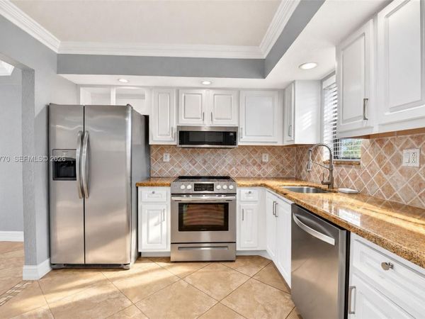 9440 SW 8th St , Unit 309, Boca Raton, FL 33428