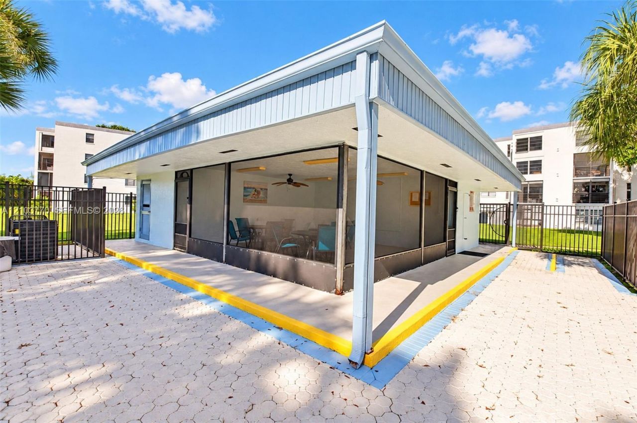 9440 SW 8th St , Unit 309, Boca Raton, FL 33428 Photo