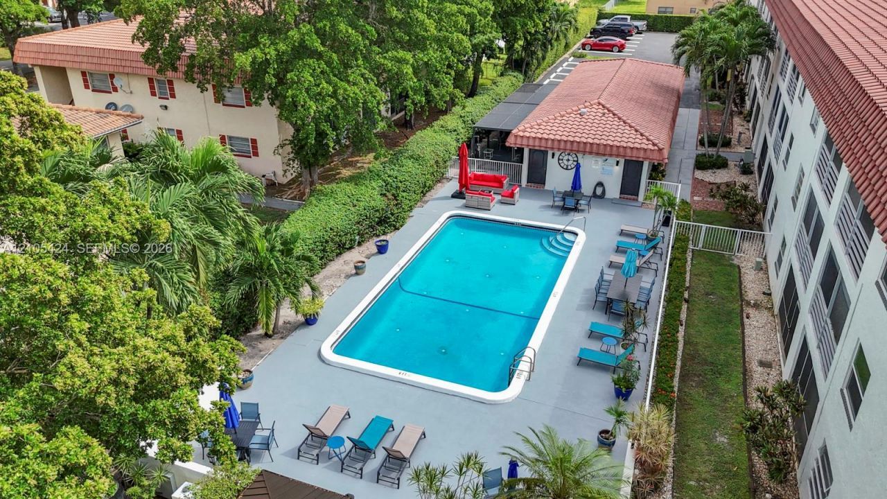 8605 W Sample Rd , Unit 210, Coral Springs, FL 33065 Photo