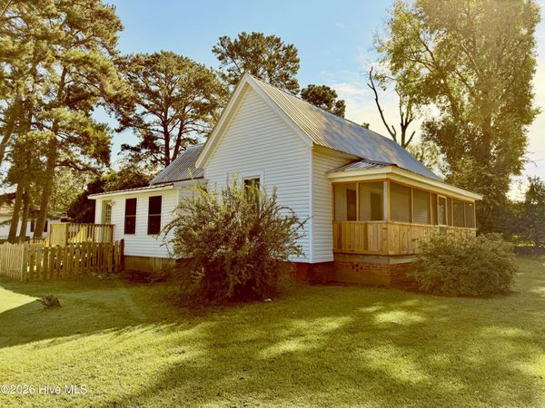 262 Ledbetter Street , Cordova, NC 28330