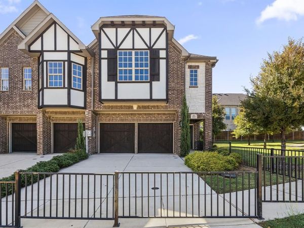 103 Kensington Drive, Lewisville, TX 75067