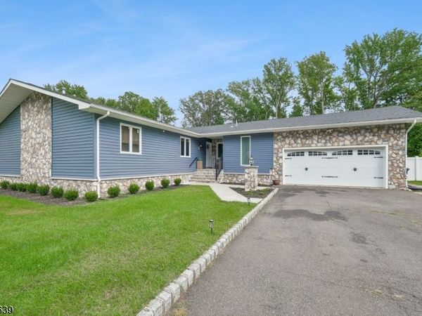 41 Carlos Dr, Fairfield, NJ 07004
