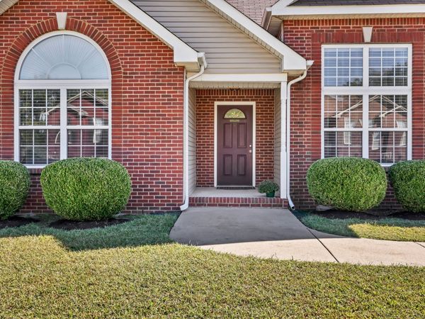 685 Superior Ln , Clarksville, TN 37043
