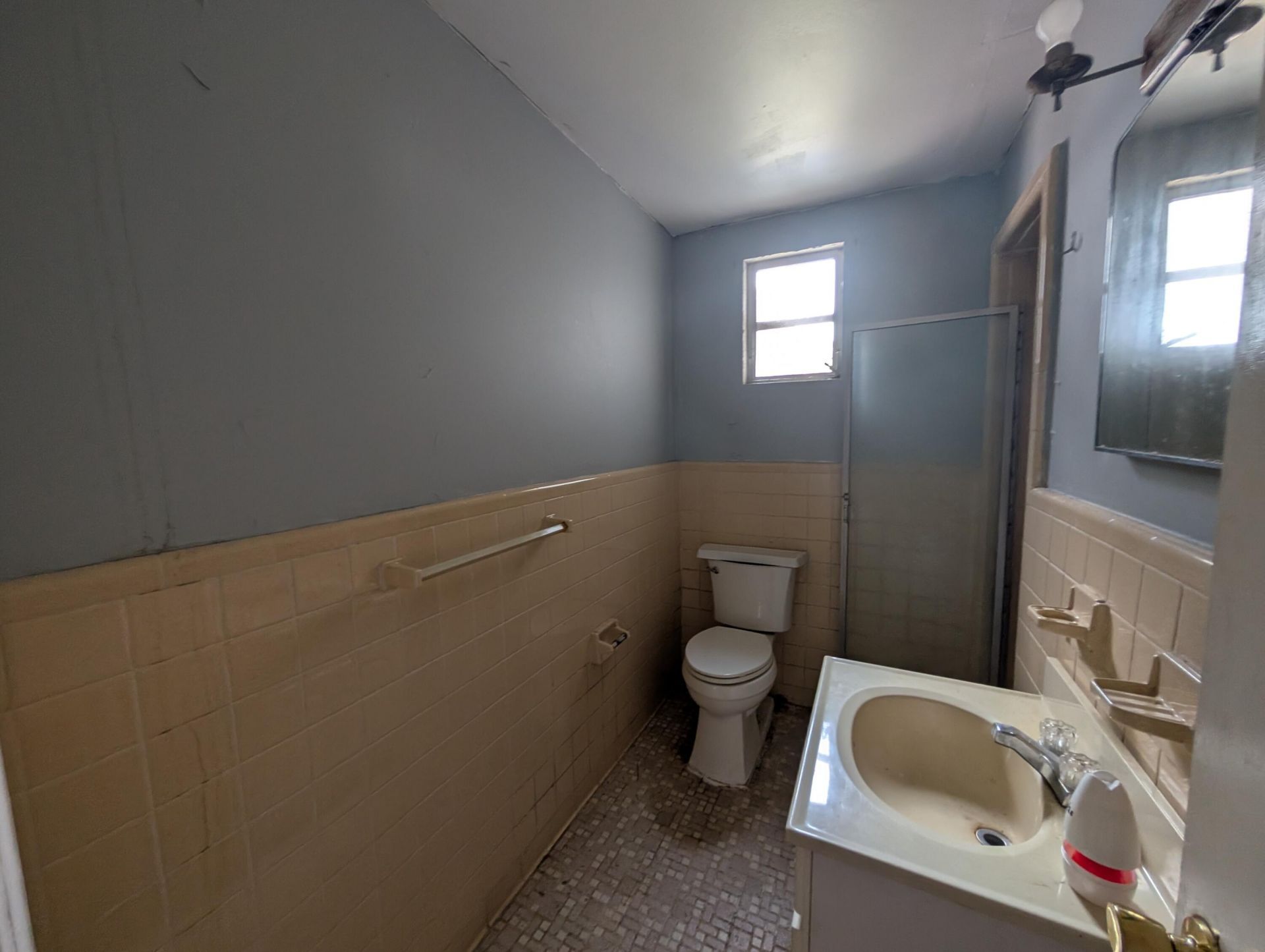 331 E Reaves Avenue Photo 23