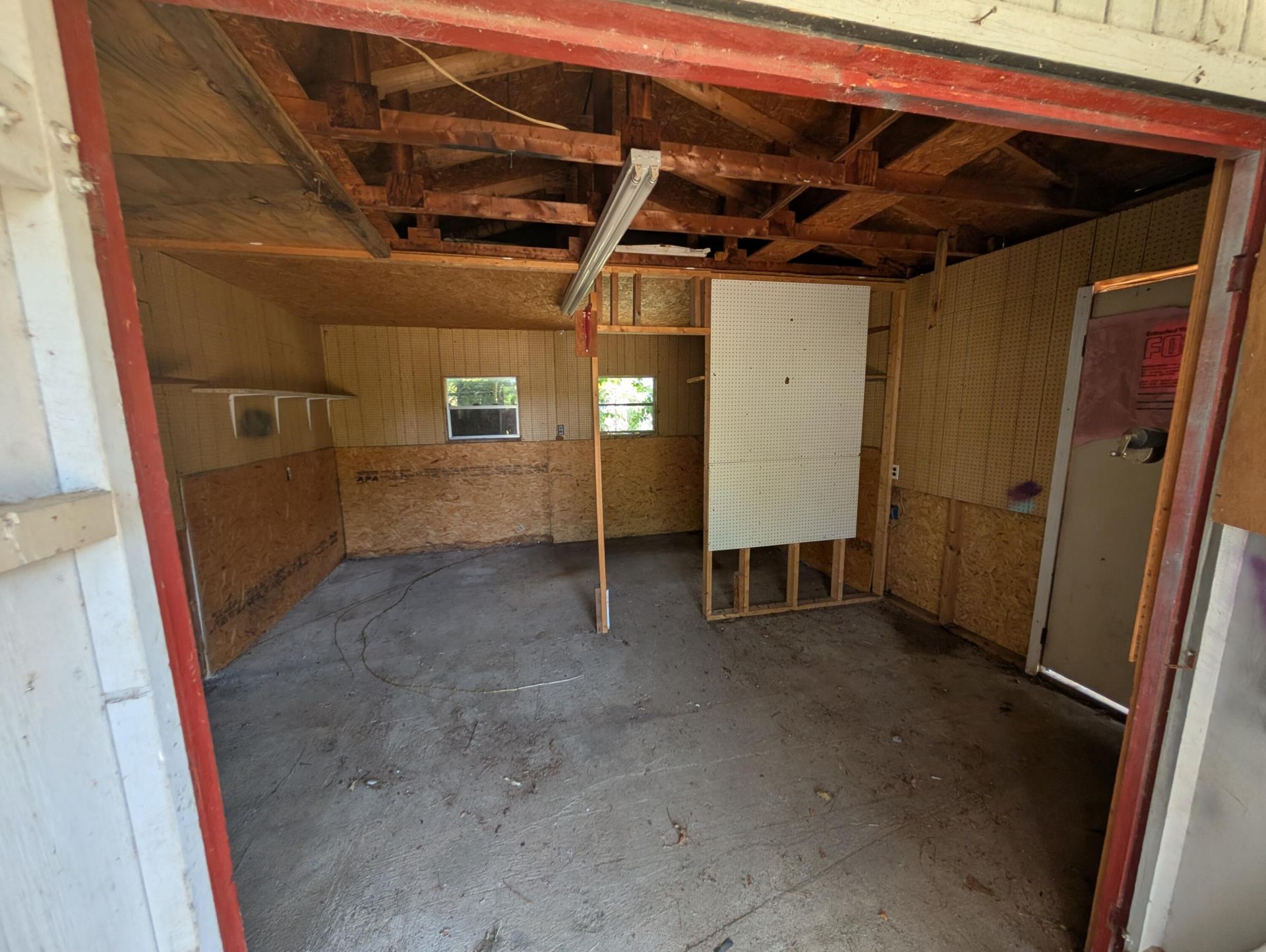 331 E Reaves Avenue Photo 28