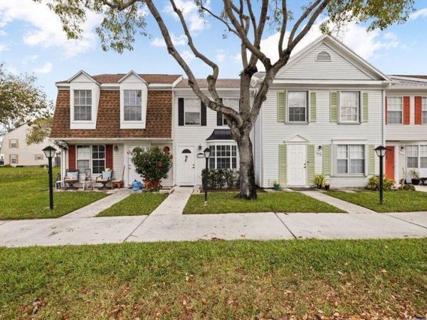 217 Old English Drive, Jupiter, FL 33458