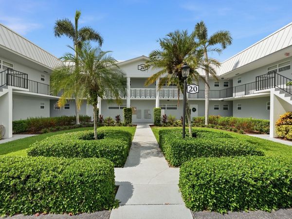 20 COLONIAL CLUB Drive, Unit 202, Boynton Beach, FL 33435