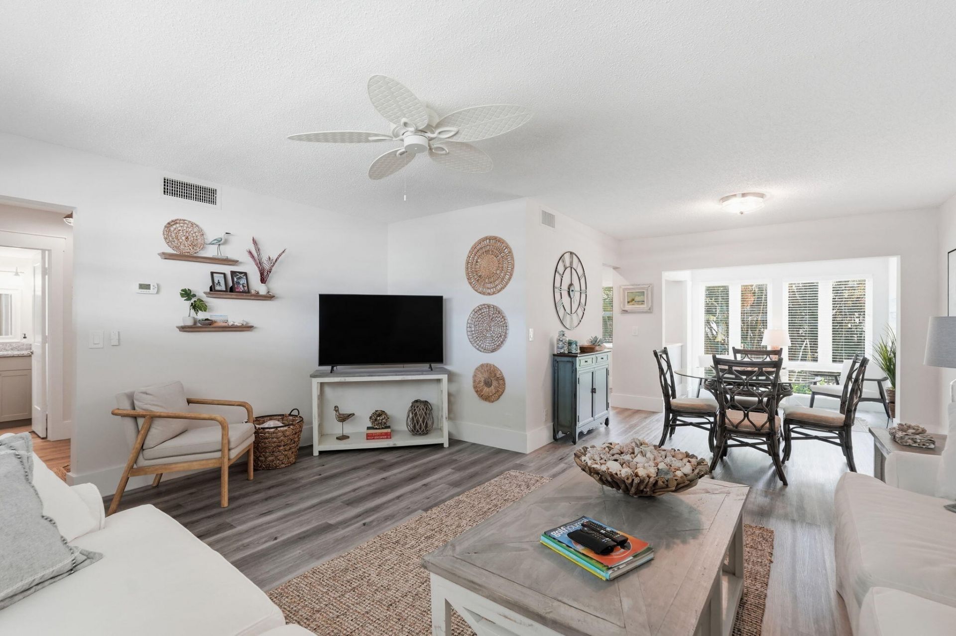 20 Colonial Club Drive, Unit 202, Boynton Beach, FL 33435 Photo