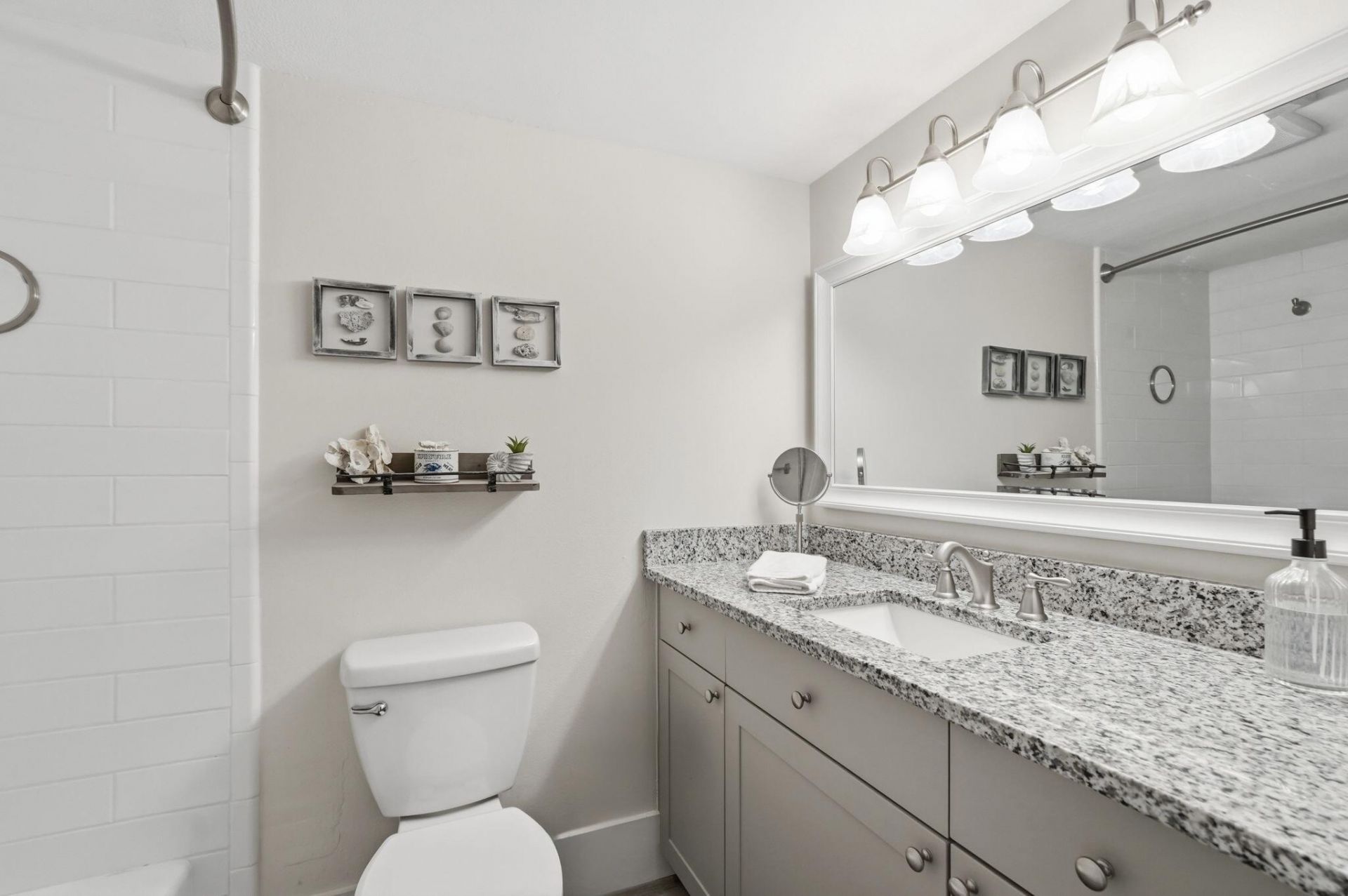 20 Colonial Club Drive, Unit 202, Boynton Beach, FL 33435 Photo