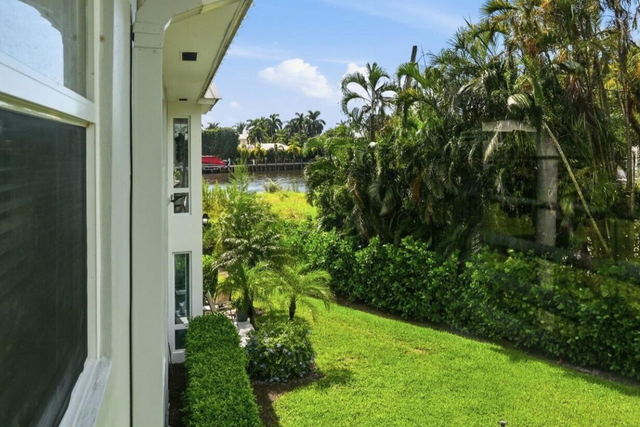20 Colonial Club Drive, Unit 202, Boynton Beach, FL 33435 Photo