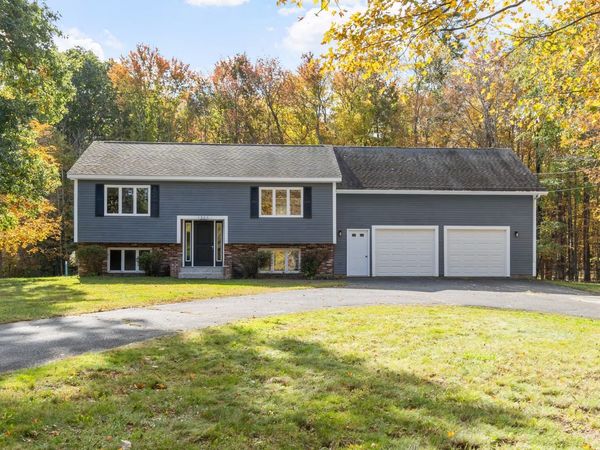 1366 New Sherborn Rd, Athol, MA 01331