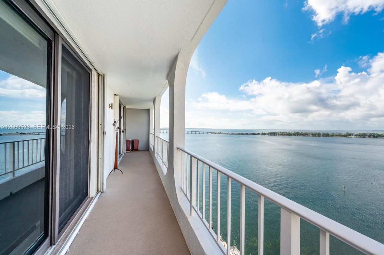 200 SE 15th Rd , Unit PH-A, Miami, FL 33129 Photo