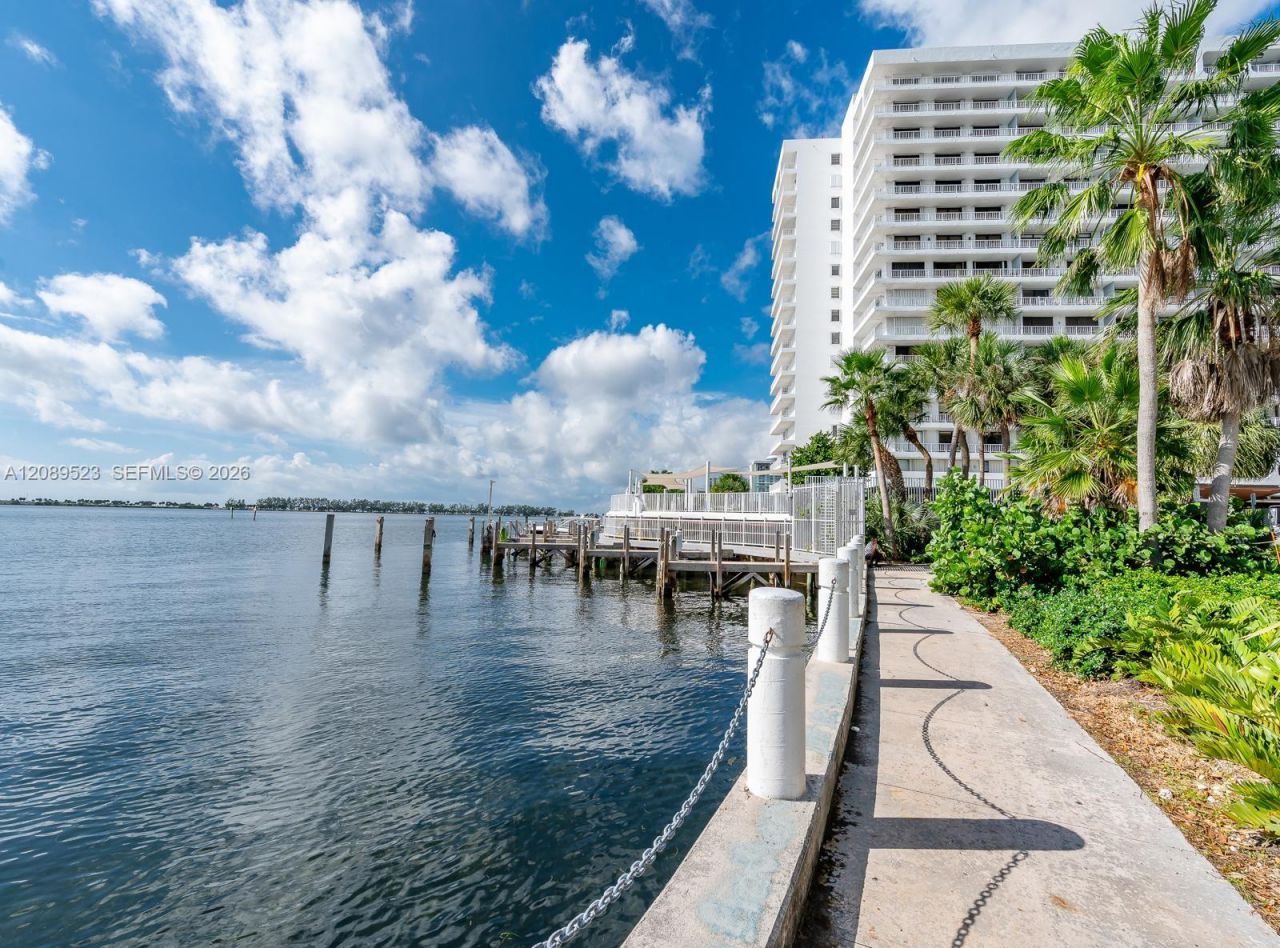 200 SE 15th Rd , Unit PH-A, Miami, FL 33129 Photo