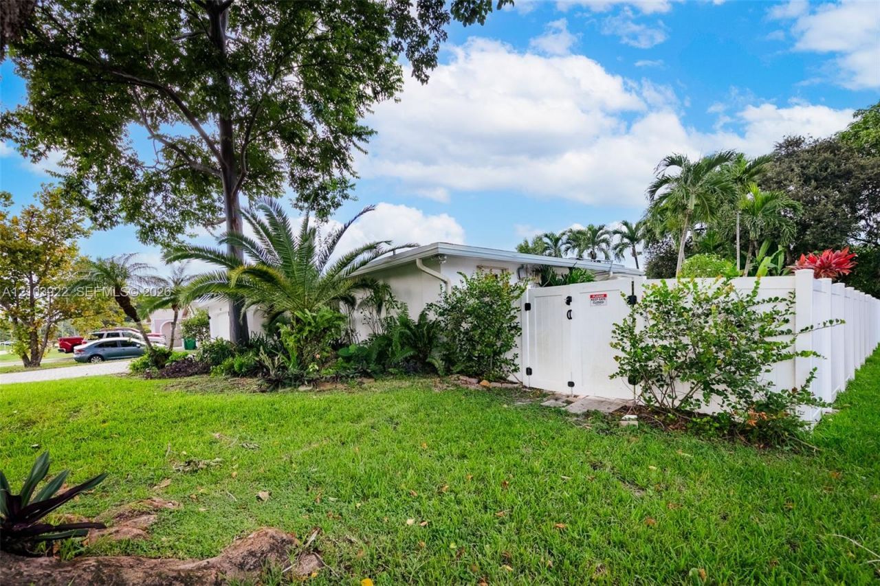 11531 NW 27th Ct , Plantation, FL 33323 Photo
