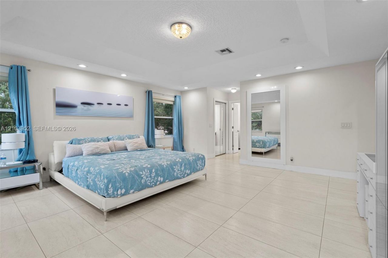 1254 NW 102nd Way, Coral Springs, FL 33071 Photo