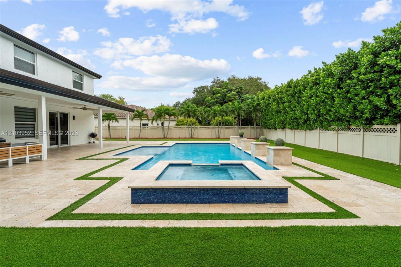 1254 NW 102nd Way, Coral Springs, FL 33071 Photo