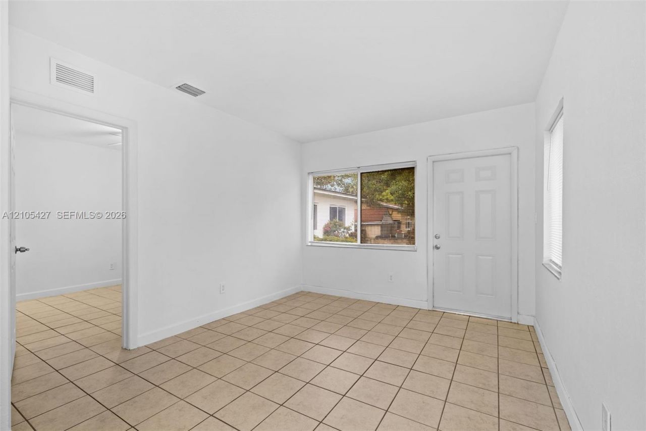 1267 NE 127th St, Unit 1, North Miami, FL 33161 Photo