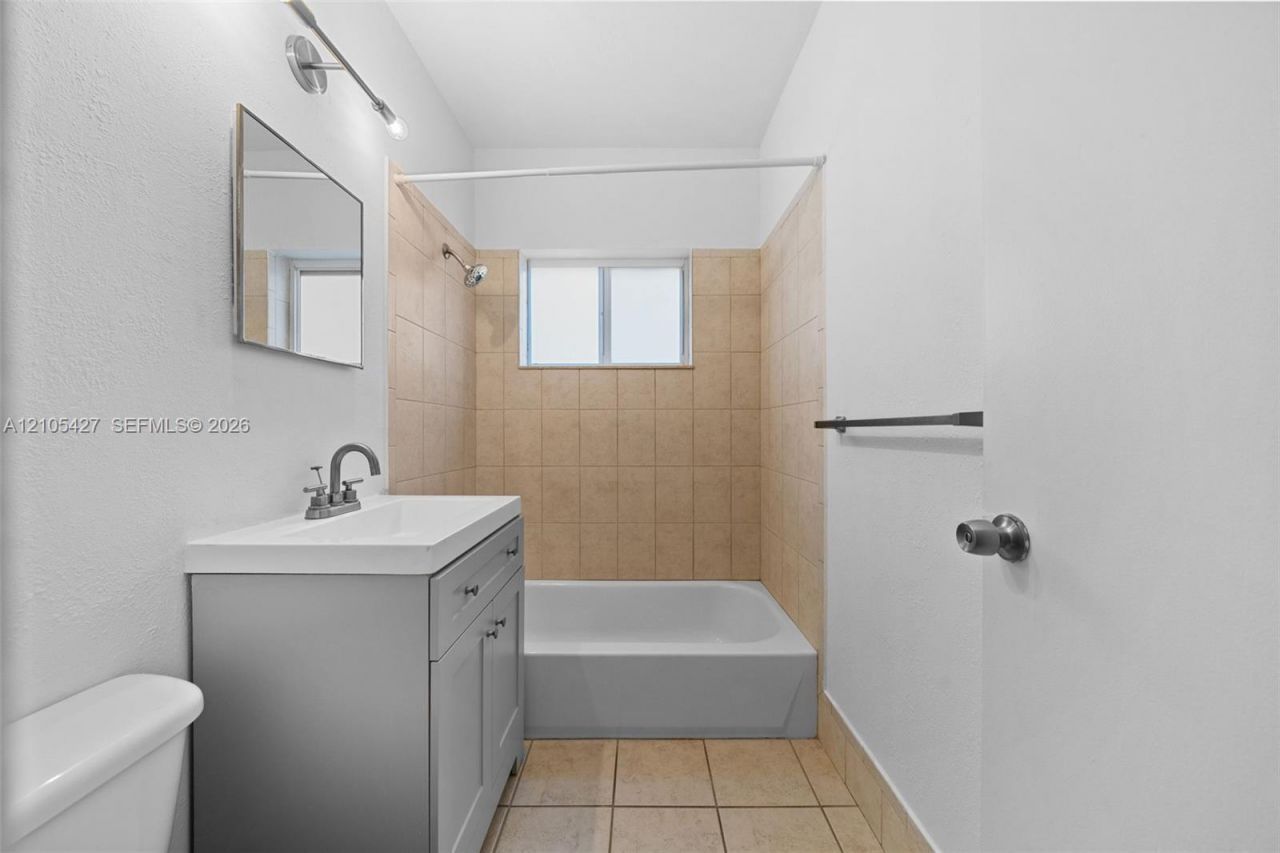 1267 NE 127th St, Unit 1, North Miami, FL 33161 Photo