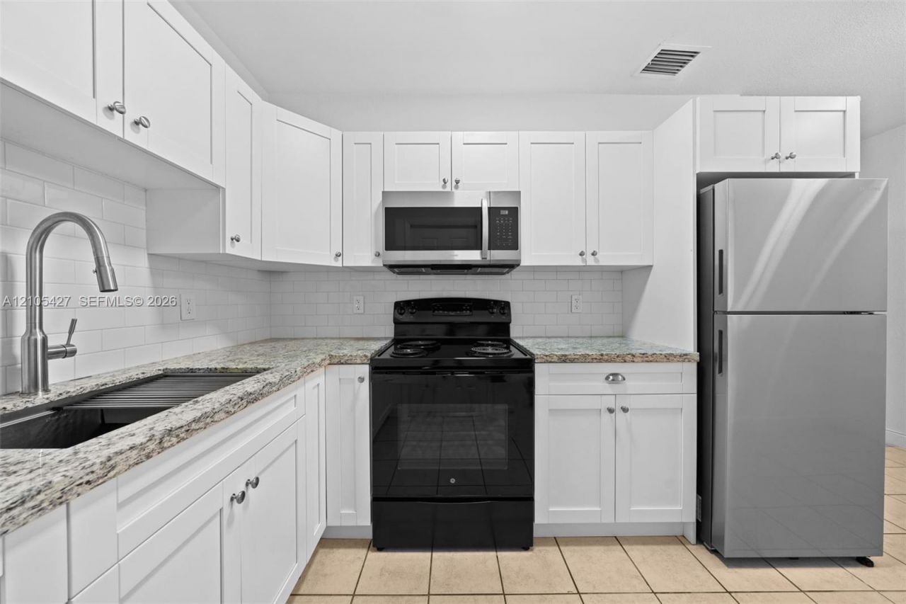 1267 NE 127th St, Unit 1, North Miami, FL 33161 Photo