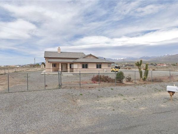2830 Banyon Street , Pahrump, NV 89048