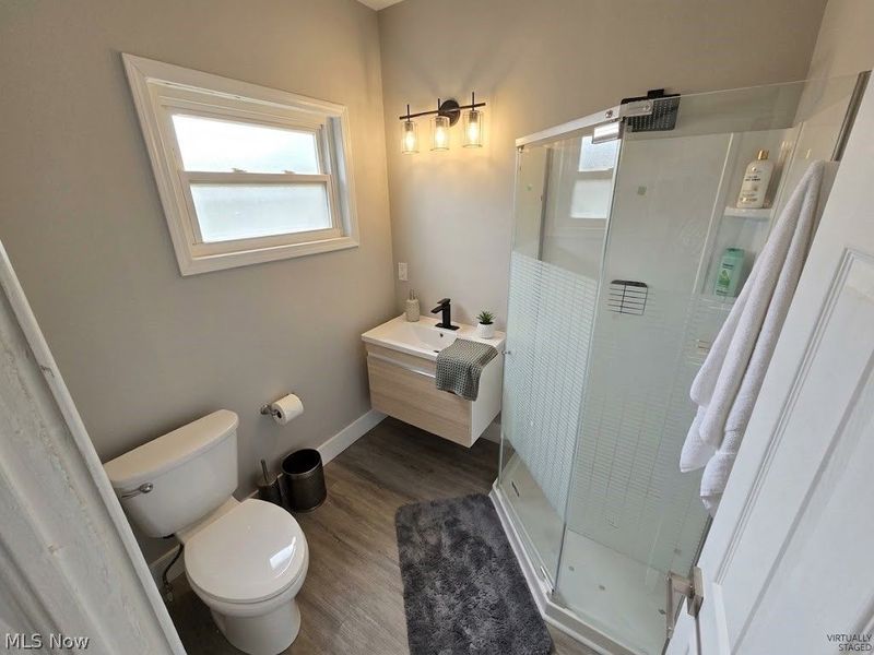4427 Woburn Avenue, Old Brooklyn, OH 44109 Photo 9