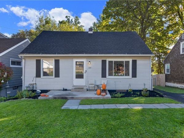 314 Cleveland Boulevard , Fayetteville, NY 13066