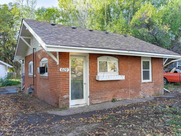 609 S F Street, Rupert, ID 83350