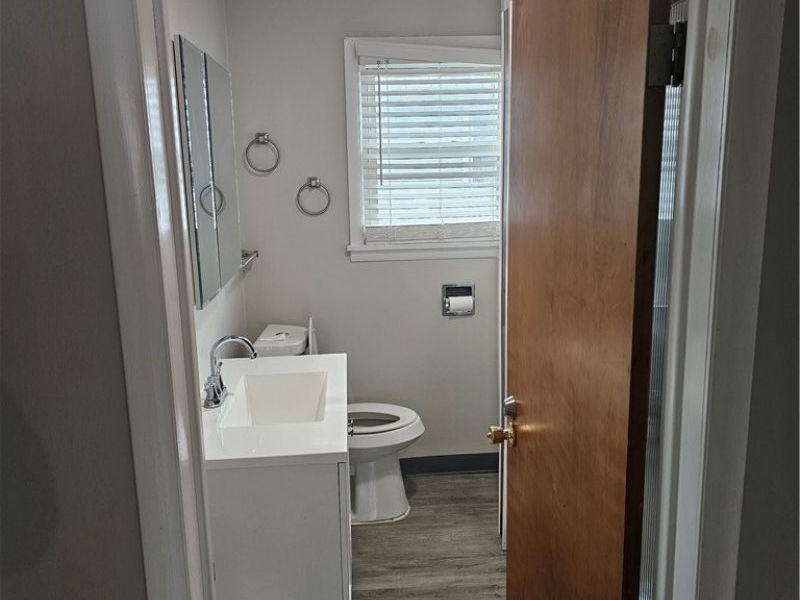 1198 Burkhardt Avenue, Akron, OH 44301 Photo 8