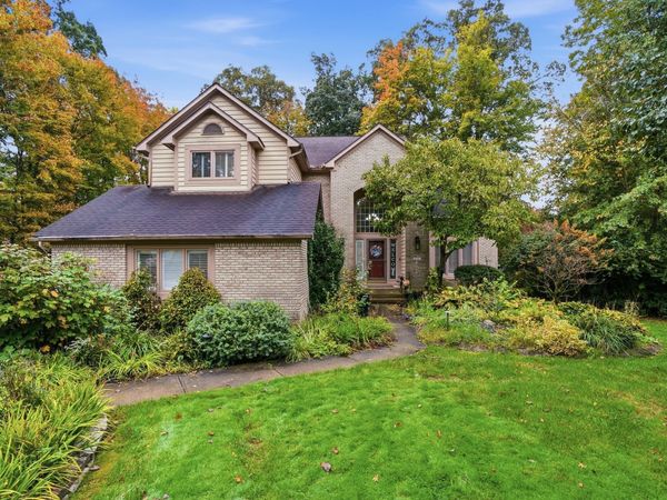 1237 Whispering Meadow Court , New Albany, OH 43054