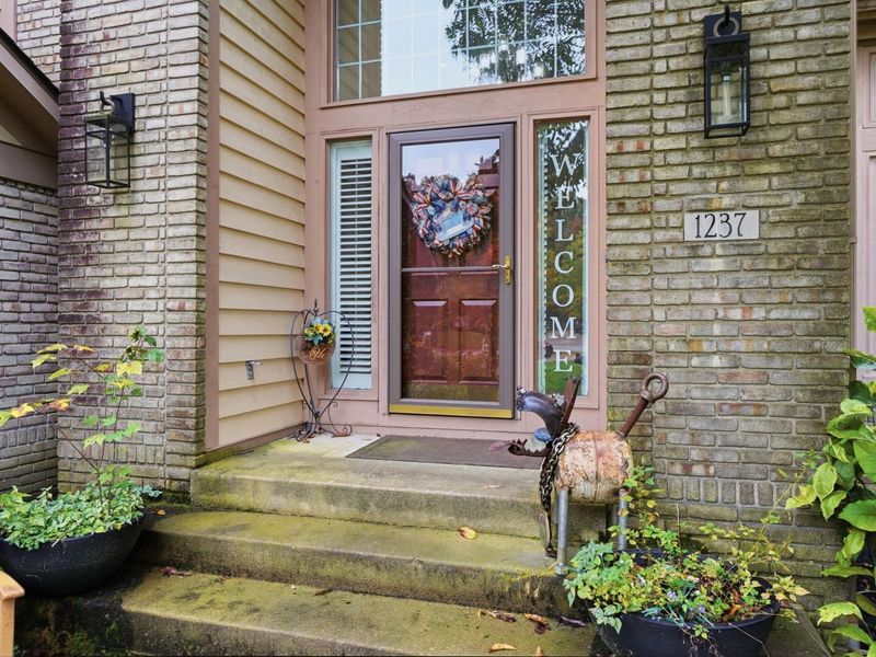 1237 Whispering Meadow Court , New Albany, OH 43054 Photo 9