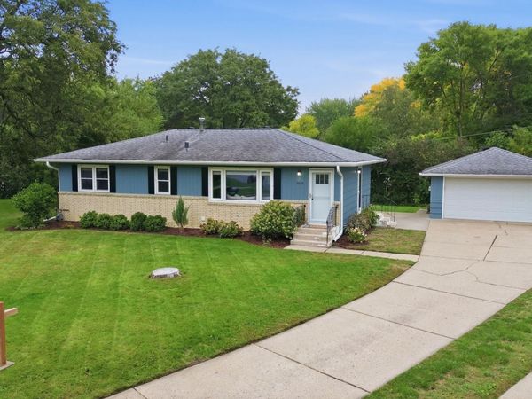 2029 Opal Place, Eagan, MN 55122