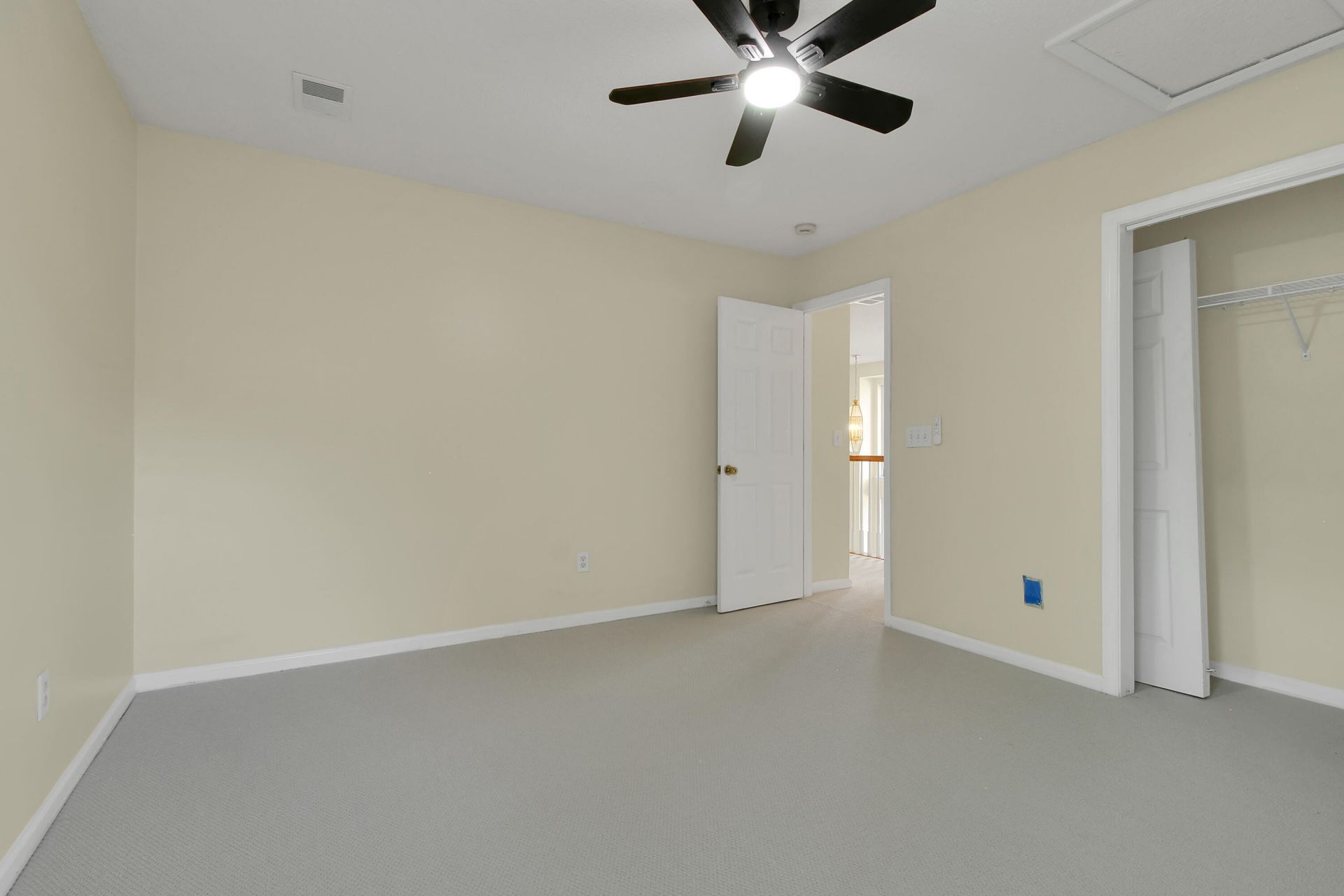 1465 Clarendon Way Photo 38
